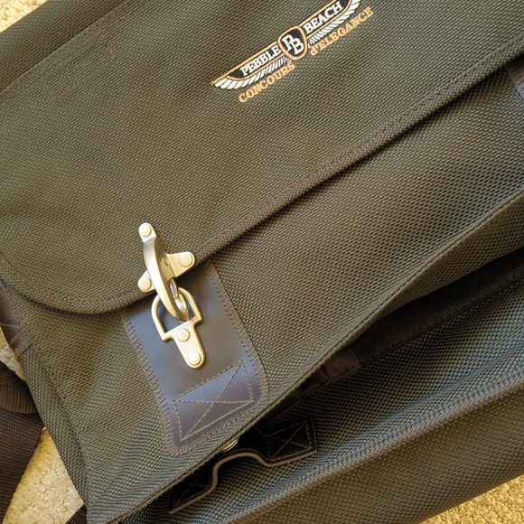 Pebble  Beach messenger bag - Picture 8 of 16